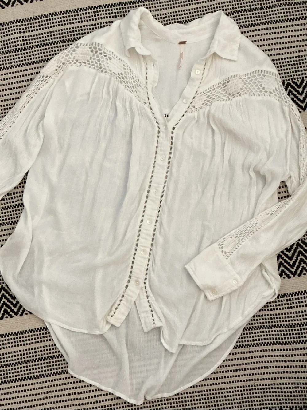 Free People Katie bird White Crochet-Detail Button Down Shirt - Picture 10 of 10